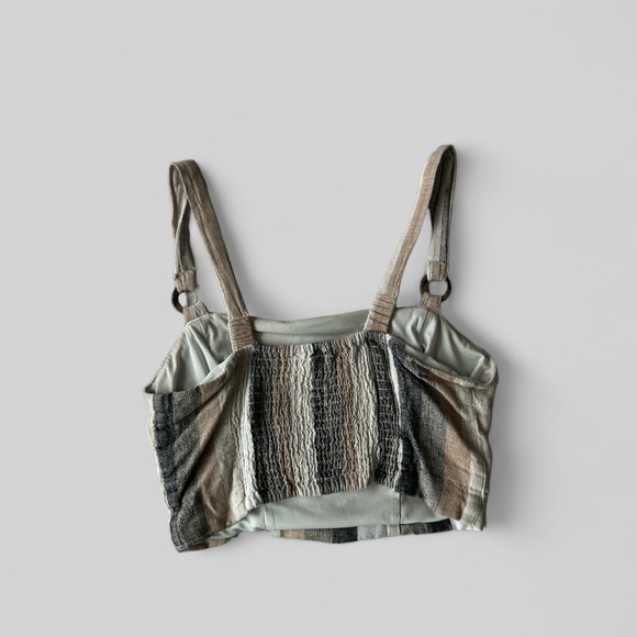 Crop top - Picture 2 of 2